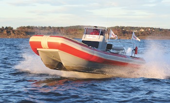 Stingray 750 katamaran RIB