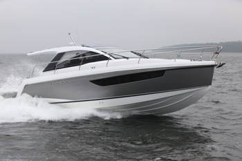 Sealine S330