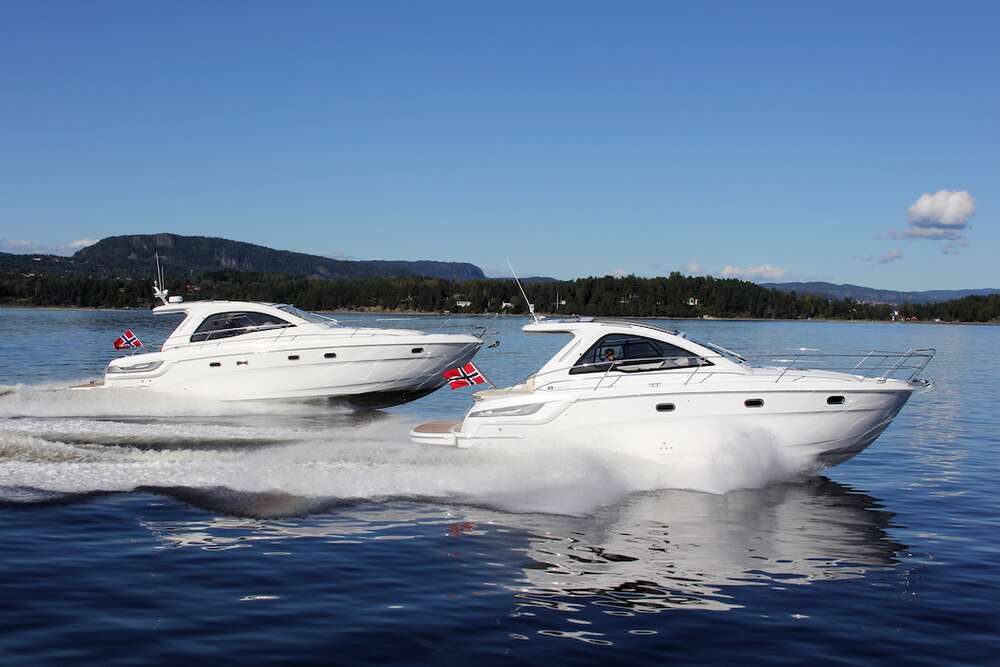 Båttester /Langturbåt / Cabincruiser / Bavaria 43 HT